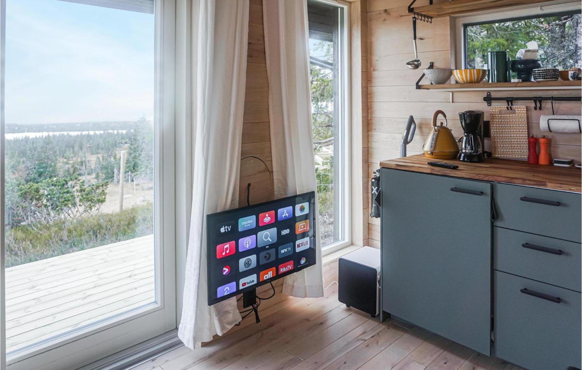 Amazing Home In Sjusjoen With Kitchen Ngoại thất bức ảnh